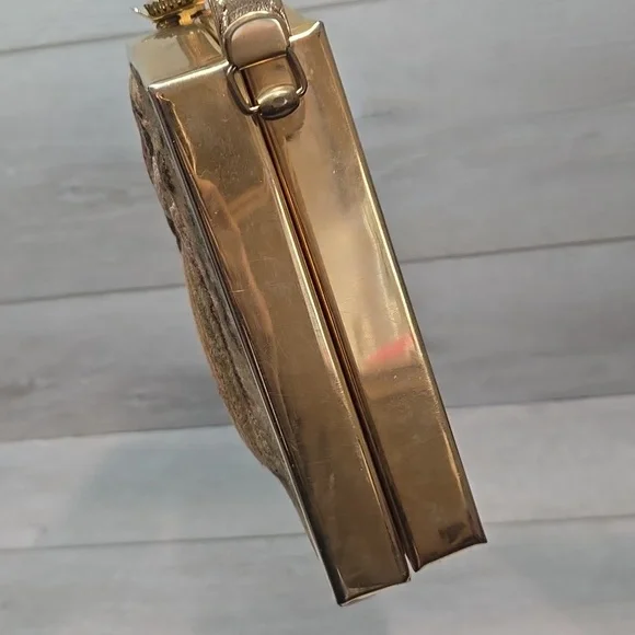 Vintag1960s TYROLEAN Bag Tapestry Cloth Embroidered Puffed Puffy Victorian Purse - Picture 8 of 13